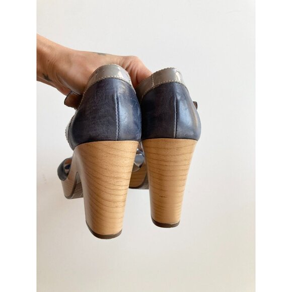 WONDERS Slate Blue Leather Iridescent Grey Patent Strappy Clog Sandals, Size 37 - Picture 7 of 14